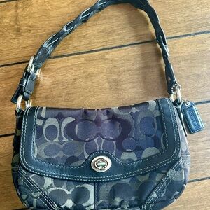 Vintage Coach Black Signature Shoulder Bag